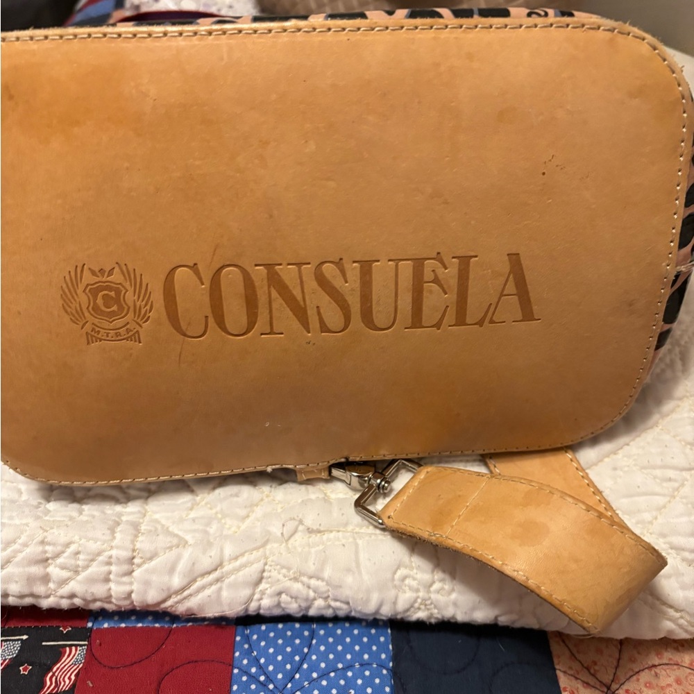 Consuela Natural sling bag